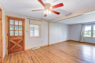 5778 Yankee Rd, Liberty Township, OH 45044 - photo 4