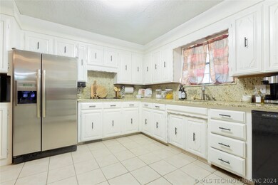 1905 Cardinal Ln, McAlester, OK 74501 - photo 7