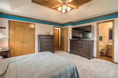 117 W Calico Dr, Raymore, MO 64083 - photo 7