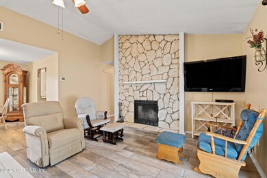 842 Aries Rd W, Jacksonville, FL 32216 - photo 7