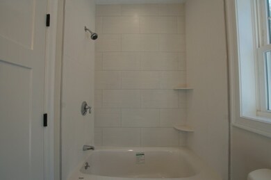 10 Newburg St unit 2, Roslindale, MA 02131 - photo 7
