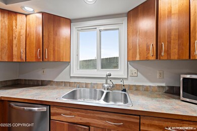 1106 W 54th Ave, Anchorage, AK 99518 - photo 7