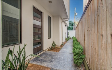 1808 Ridgewood St, Houston, TX 77006 - photo 7