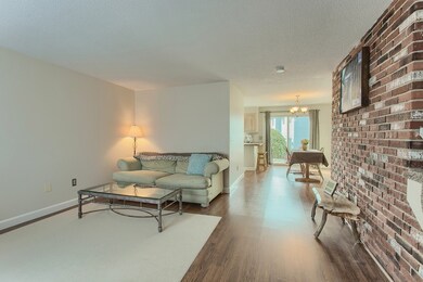 945 Riverside Dr unit 29D, Methuen, MA 01844 - photo 5