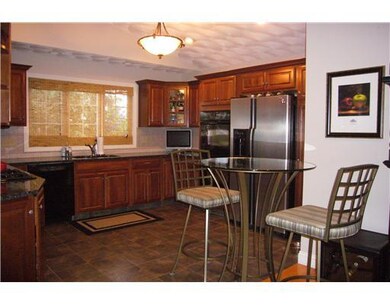 34 Sweet Pea Dr, Cranston, RI 02921 - photo 6