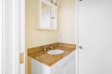 126 State St unit 301, Boston, MA 02109 - photo 6
