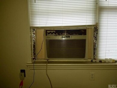 Window Unit Heat/AC