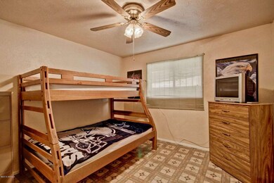 5532 W Highland Ave, Phoenix, AZ 85031 - photo 6