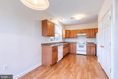 736 Heather Stone Loop unit 74, Glen Burnie, MD 21061 - photo 7