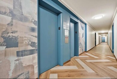 52-40 39th Ave unit 4U, Woodside, NY 11377 - photo 3