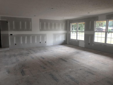 28 Cooper Place Dr, Manchester, TN 37355 - photo 3