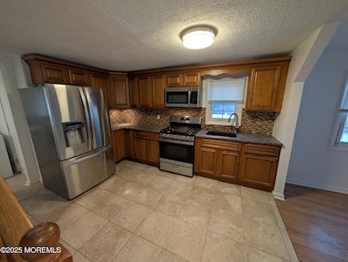 Kitchen is open to LR
