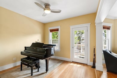 74 Josephine Ave unit B, Somerville, MA 02144 - photo 5