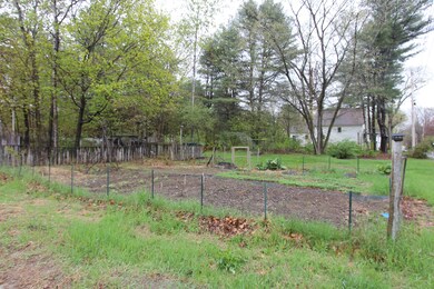 2 Bauer St, Lisbon Falls, ME 04252 - photo 5