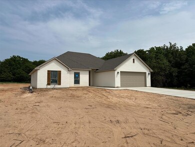 153 Graystone Dr, Weatherford, TX 76088 - photo 2