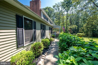 555 Friendship Dr, Honey Brook, PA 19344 - photo 5