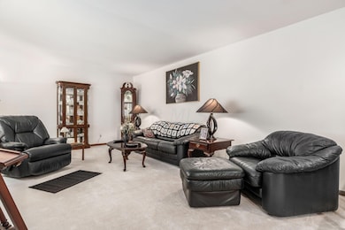 1161 Rockport Ct, Columbus, OH 43235 - photo 6