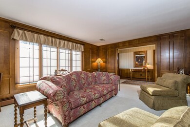011-Living_Room-3483795-medium