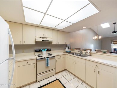 09-Kitchen_1