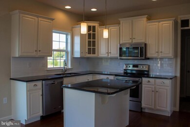 820 Jasmine Ave unit 73, Mount Joy, PA 17552 - photo 2