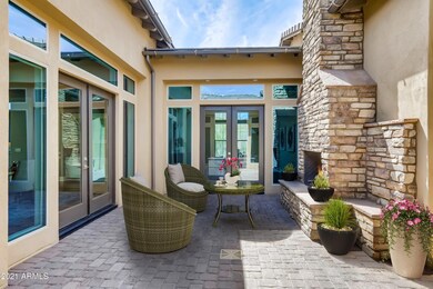 courtyard resize