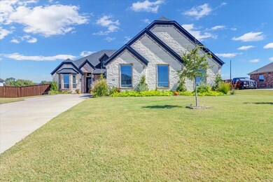 208 Chisolm Trail, Pottsboro, TX 75076 - photo 4