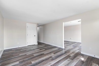 2045 Joyce Ave, Columbus, OH 43219 - photo 2