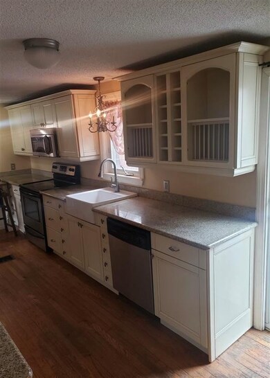 10 Decatur Rd, Portsmouth, NH 03801 - photo 3