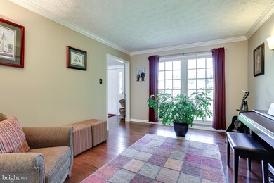 8247 Spring Branch Ct, Laurel, MD 20723 - photo 6