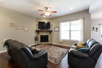 645 Maplewood Hills Dr, Nixa, MO 65714 - photo 5