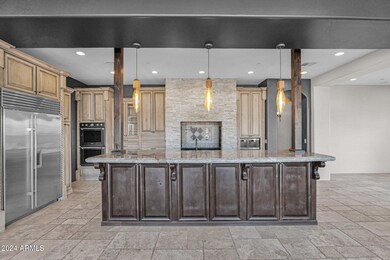 kitchen breakfast bar