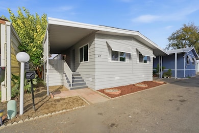 415 N Akers St unit 47, Visalia, CA 93291 - photo 2