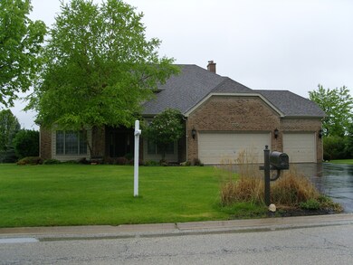 610 Clover Dr, Algonquin, IL 60102 - photo 2