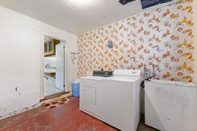 1080 E Jones Creek Rd, Grants Pass, OR 97526 - photo 7