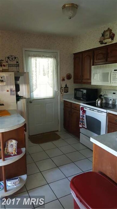 15527 Senedo Rd, Edinburg, VA 22824 - photo 5