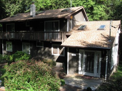 144 Raccoon Ct, Bushkill, PA 18324 - photo 2