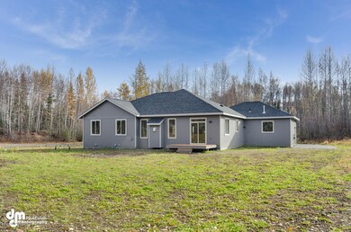 557 E Barra Lp Wasilla AK-large-001-6-Ba