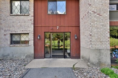7 Greenbriar Dr unit 210, North Reading, MA 01864 - photo 2