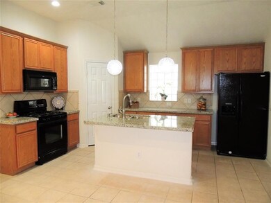 15914 Pleasant Green Cir, Tomball, TX 77377 - photo 3