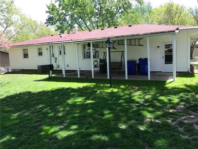 7318 Edgewood Blvd, Shawnee, KS 66203 - photo 4