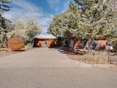 40 La Cueva St, Los Alamos, NM 87544 - photo 2