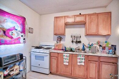 835 El Centro Ave, El Centro, CA 92243 - photo 6