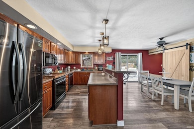 10021 Lanter Ct, Osceola, IN 46561 - photo 5