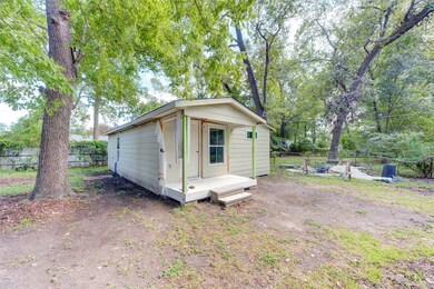 9006 Spaulding St, Houston, TX 77016 - photo 2