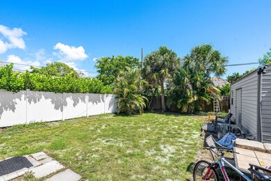 221 NE 10th St, Delray Beach, FL 33444 - photo 5
