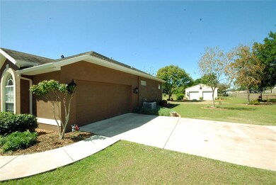 SIDE-ENTRY ATTACHED AND DETACHED GARAGE