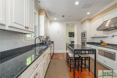 1002 Wilmington Island Rd, Savannah, GA 31410 - photo 7