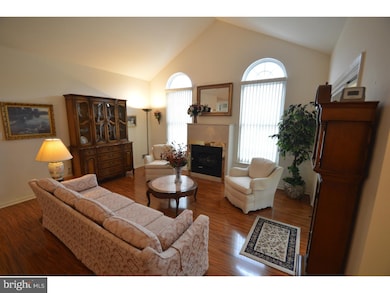 806 Persimmon Ln unit V144, Langhorne, PA 19047 - photo 6