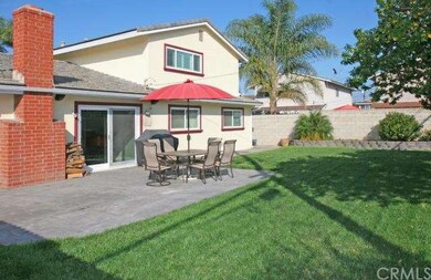 Beautifully Manicured Backyard, Great for Entertai