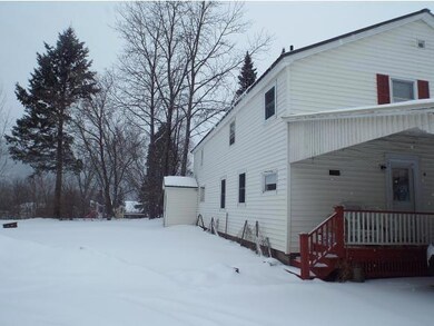 18 Edwards St, Colebrook, NH 03576 - photo 4